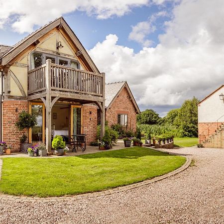 Oak Mead Villa Wrexham Ngoại thất bức ảnh